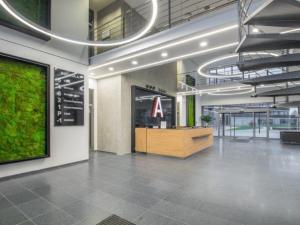 Pronájem kanceláře, Praha - Jinonice, Radlická, 436 m2