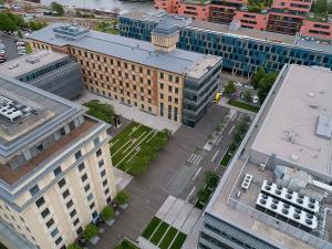 Pronájem kanceláře, Praha - Holešovice, V háji, 330 m2