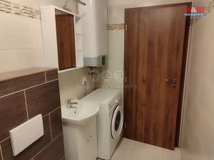 Pronájem bytu 1+kk, Praha - Hloubětín, Kukelská, 24 m2