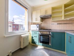 Pronájem bytu 3+1, Praha - Troja, Písečná, 73 m2