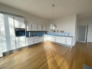 Pronájem bytu 2+kk, Praha - Nusle, K sídlišti, 89 m2