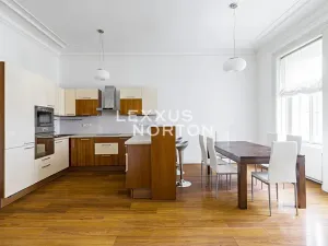 Pronájem bytu 4+1, Praha - Malá Strana, Zborovská, 154 m2