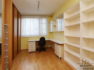 Pronájem bytu 3+1, Praha, Na betonce, 67 m2