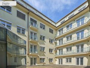Pronájem kanceláře, Praha - Nové Město, Soukenická, 33 m2