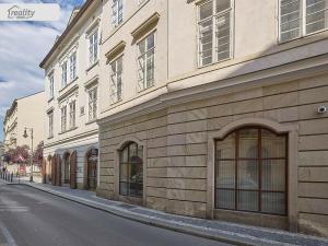 Pronájem kanceláře, Praha - Nové Město, Soukenická, 212 m2