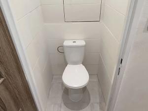 Pronájem bytu 2+1, Cheb, Kosmonautů, 54 m2