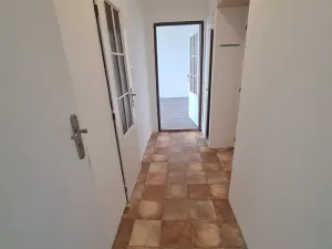 Pronájem bytu 2+1, Praha - Hloubětín, Zelenečská, 52 m2