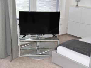 Prodej bytu 2+kk, Praha - Hlubočepy, Vítové, 56 m2