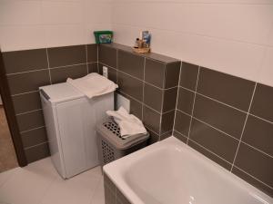 Prodej bytu 2+kk, Praha - Hlubočepy, Vítové, 56 m2
