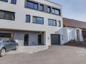 Prodej garážového stání, Praha - Hloubětín, Anny Čížkové, 16 m2