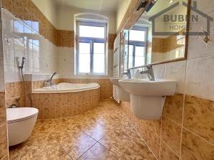 Prodej bytu 4+kk, Mariánské Lázně, Husova, 91 m2