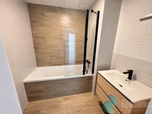 Pronájem bytu 3+kk, České Budějovice - České Budějovice 2, 78 m2