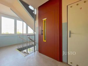 Prodej bytu 3+1, Praha - Střížkov, Černého, 60 m2