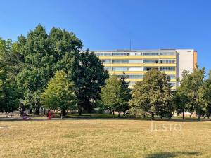 Prodej bytu 3+1, Praha - Střížkov, Černého, 60 m2