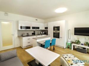 Prodej bytu 1+kk, Praha - Nusle, Nuselská, 43 m2