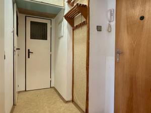 Pronájem bytu 1+kk, Cheb, Jakubská, 32 m2