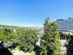 Pronájem bytu 3+kk, Praha - Břevnov, Pod Královkou, 65 m2