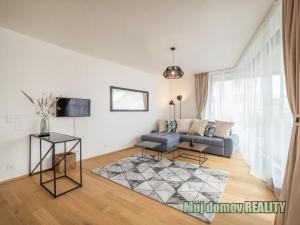 Pronájem bytu 3+kk, Praha - Holešovice, Komunardů, 106 m2