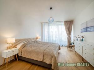 Pronájem bytu 3+kk, Praha - Holešovice, Komunardů, 106 m2