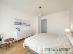 Pronájem bytu 3+kk, Praha - Holešovice, Komunardů, 106 m2