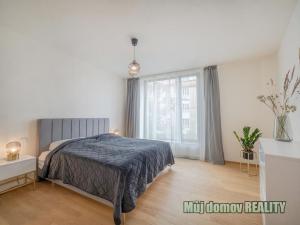 Pronájem bytu 3+kk, Praha - Holešovice, Komunardů, 106 m2