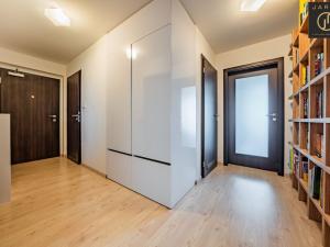 Prodej bytu 4+kk, Praha - Libeň, V mezihoří, 92 m2