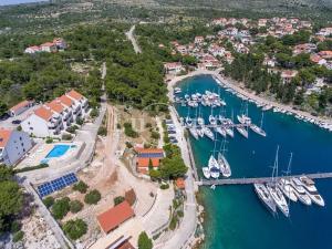 Prodej bytu 3+kk, Milna, Chorvatsko, 64 m2