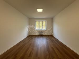Pronájem bytu 3+kk, Praha - Vysočany, Podnádražní, 73 m2