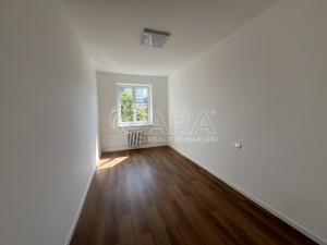 Pronájem bytu 3+kk, Praha - Vysočany, Podnádražní, 73 m2