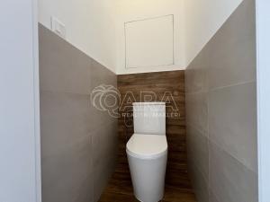 Pronájem bytu 3+kk, Praha - Vysočany, Podnádražní, 73 m2