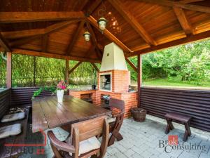 Prodej rodinného domu, Brno - Žebětín, Akátová, 222 m2