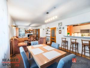 Prodej rodinného domu, Brno - Žebětín, Akátová, 222 m2