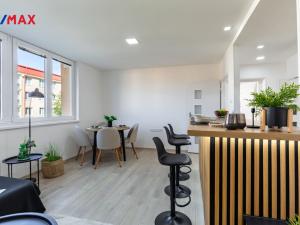 Prodej bytu 4+kk, Meziboří, J. A. Komenského, 64 m2