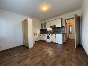 Pronájem bytu 1+kk, Plzeň - Východní Předměstí, náměstí Generála Píky, 22 m2