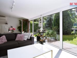 Prodej rodinného domu, Panenské Břežany, Strmá, 73 m2