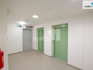 Pronájem bytu 2+kk, Liberec - Liberec III-Jeřáb, Kladenská, 67 m2