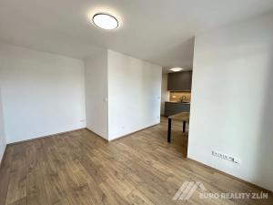 Pronájem bytu 1+kk, Zlín, Pod Hradem II, 29 m2
