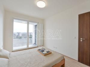 Pronájem bytu 2+kk, Praha - Vysočany, Svatošových, 65 m2