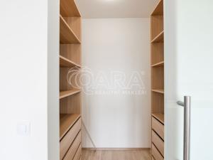 Pronájem bytu 2+kk, Praha - Vysočany, Svatošových, 65 m2