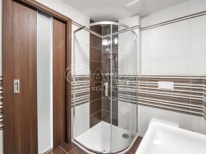 Pronájem bytu 2+kk, Praha - Vysočany, Svatošových, 65 m2