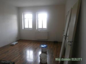 Pronájem bytu 1+kk, Praha - Vysočany, Freyova, 25 m2