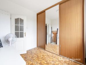 Pronájem bytu 3+1, Praha - Kobylisy, Kaňkovského, 70 m2