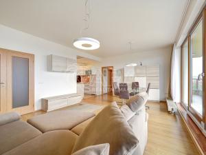 Pronájem bytu 3+kk, Praha - Vokovice, K Červenému vrchu, 90 m2