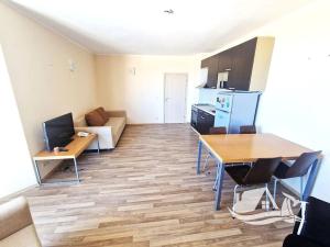 Prodej bytu 2+kk, Obzor, Bulharsko, 65 m2