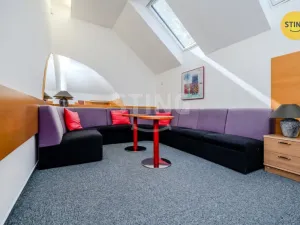 Pronájem kanceláře, Ostrava, Starobělská, 250 m2