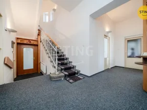 Pronájem kanceláře, Ostrava, Starobělská, 250 m2