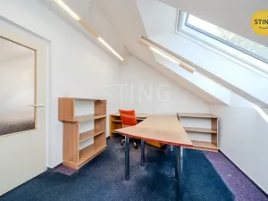 Pronájem kanceláře, Ostrava, Starobělská, 250 m2