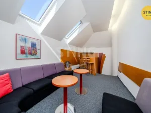 Pronájem kanceláře, Ostrava, Starobělská, 250 m2