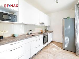 Prodej bytu 2+kk, Praha - Hloubětín, Poděbradská, 51 m2