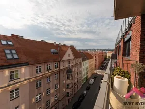 Pronájem bytu 1+kk, Praha - Holešovice, V háji, 40 m2